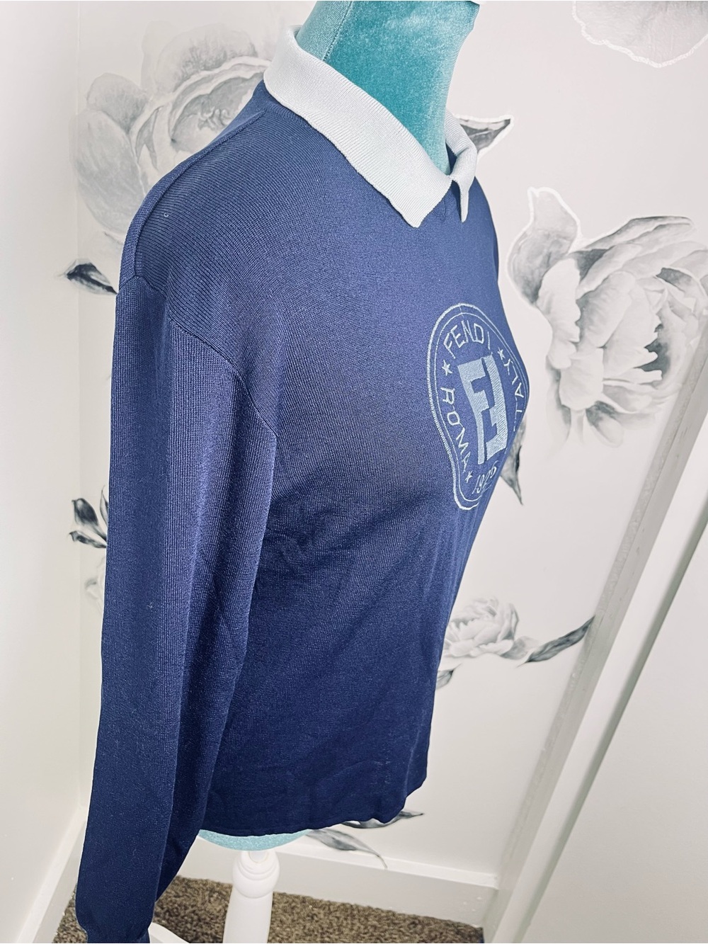 Fendi Roma Pullover Sweatshirt - Picture 3 of 4